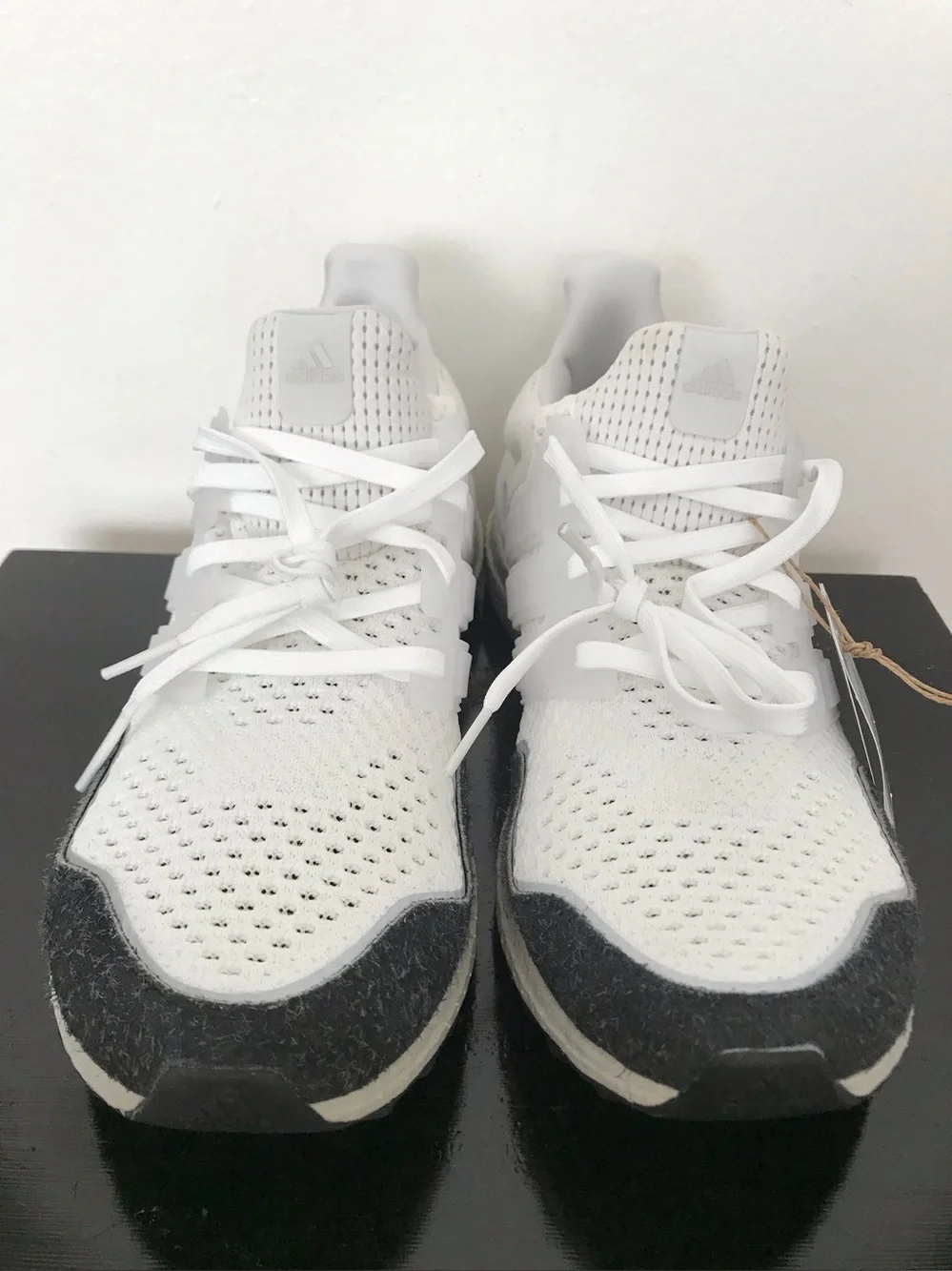 Size 10 Mens Adidas UltraBoost 1.0 Black Toe Suede Running Shoes White IH4927